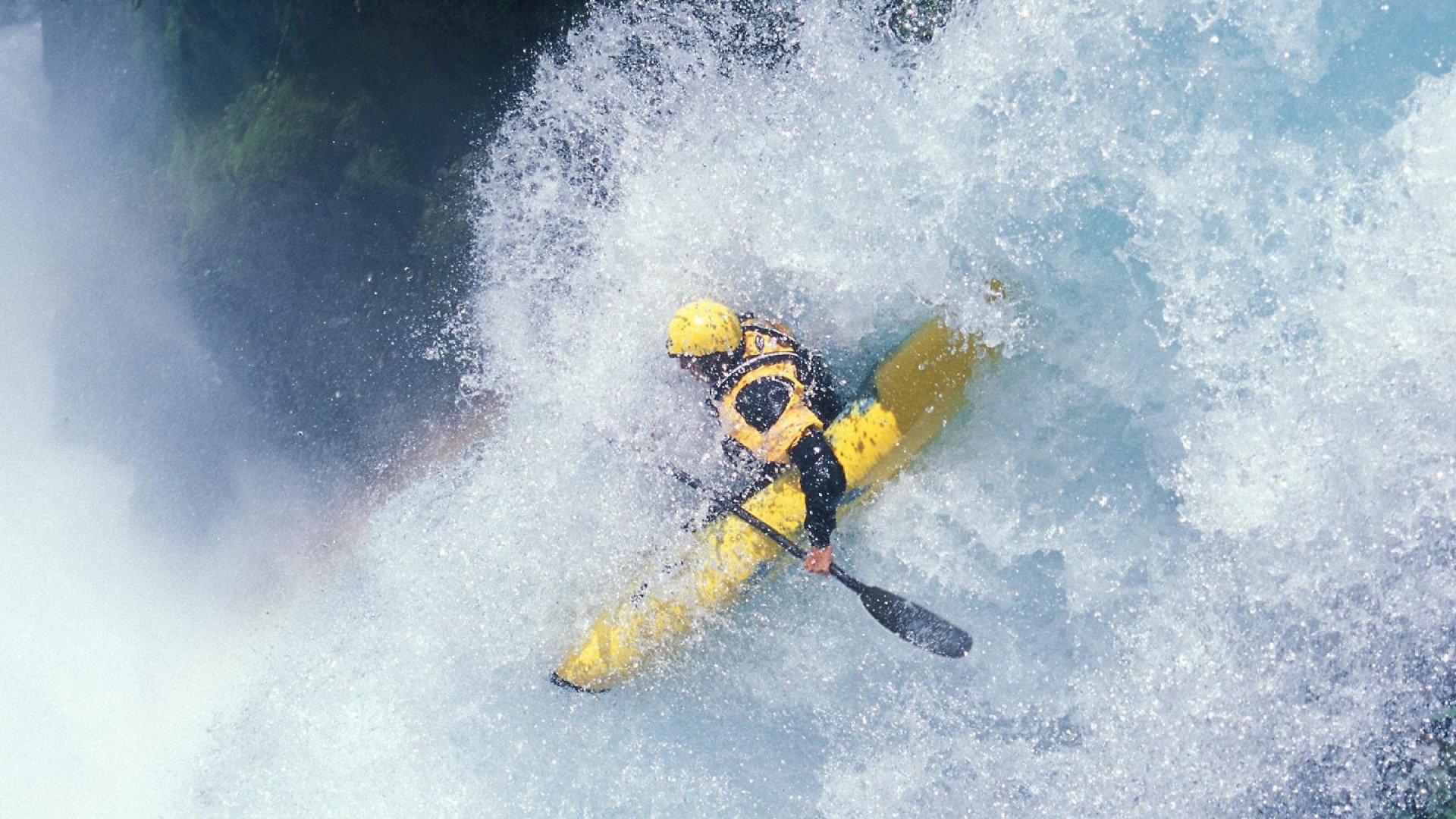 “中国足球产业链逐步完善，行业迎来黄金发展期”，中国足球产业白皮书